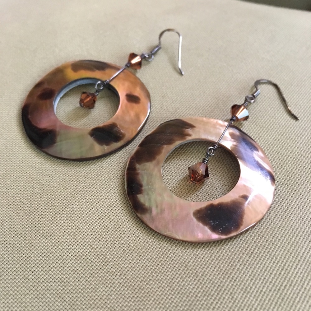 Natural Tortoise Patterned Shell Earrings 'SX 925'